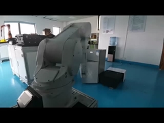 Braço robótico para o teste da durabilidade da porta da micro-ondas